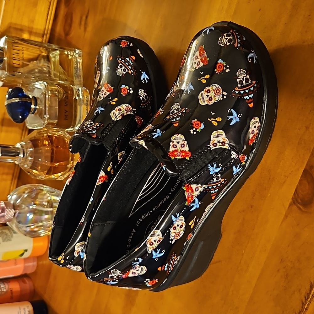 Sugar skull shoes